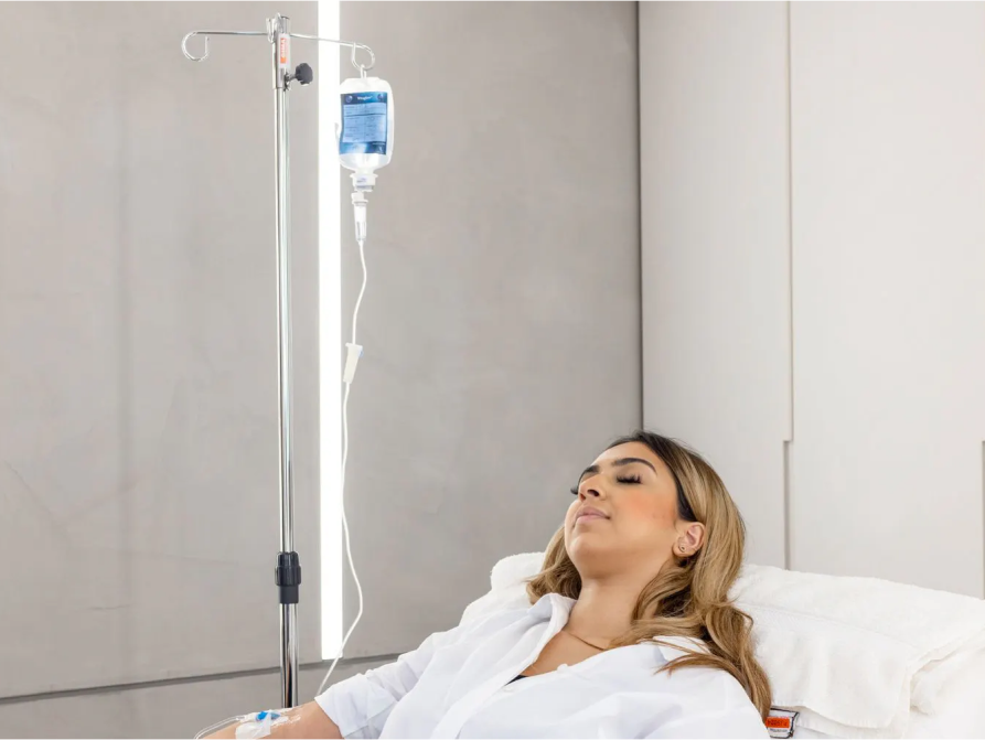 NAD+ Anti-Aging IV Therapy in UAE | What to Expect